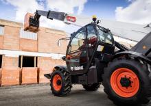 Teleskopické manipulátory Bobcat T41.140SLP 100 V