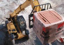Teleskopické manipulátory Caterpillar TH350B