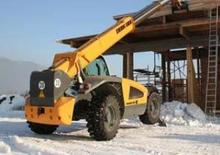 Teleskopické manipulátory Liebherr TL 442-13