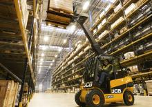 Teleskopické manipulátory JCB TLT 66-44G