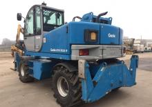 Teleskopické nakladače s horní konstrukcí Genie GTH 3518 R