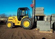 Terénní vysokozdvižné vozíky JCB 930-4