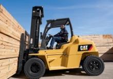 Čelní vysokozdvižné dieselové vozíky Caterpillar DP160N