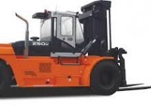 Terénní vysokozdvižné vozíky Doosan DV250S-7