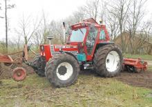 Traktory 4WD Fiatagri 100-90