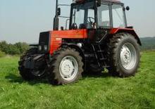 Traktory 4WD Belarus 1025