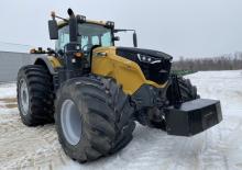 Traktory 4WD Challenger 1042
