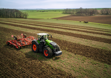 Traktory 4WD Fendt 1050 Vario Profi+