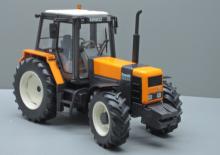 Traktory 4WD Renault 120-54 (14) TZ A