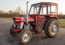 Traktory 4WD Massey Ferguson 158