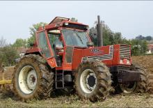 Traktory 4WD Fiatagri 1580