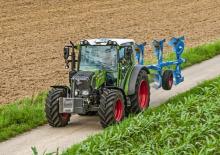 Traktory 4WD Fendt 211 S Vario