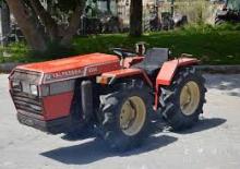 Traktory 4WD Valpadana 2536 Synchro
