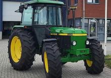 Traktory 4WD John Deere 2850