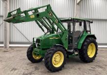 Traktory 4WD John Deere 3210 Std