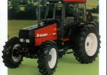 Traktory 4WD Valmet 355