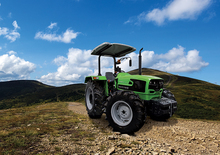 Traktory 4WD DEUTZ-FAHR 4055E Keyline