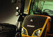 Traktory 4WD Fendt 413 Vario