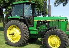 Traktory 4WD John Deere 4450