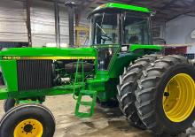 Traktory 4WD John Deere 4630