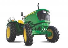 Traktory 4WD John Deere 5050D