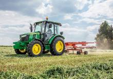 Traktory 4WD John Deere 5075E