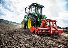 Traktory 4WD John Deere 5115M 