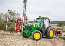 Traktory 4WD John Deere 5120ML