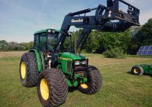 Traktory 4WD John Deere 5410 SN