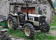 Traktory 4WD Lamborghini 550 DT