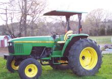 Traktory 4WD John Deere 5510 N