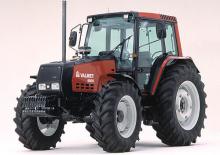 Traktory 4WD Valtra 6000