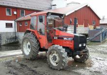 Traktory 4WD Valmet 605