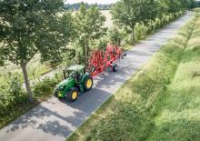 Traktory 4WD John Deere 6145M 