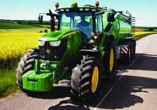 Traktory 4WD John Deere 6210 R Premium