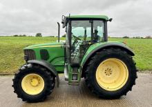 Traktory 4WD John Deere 6220 Premium