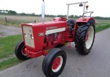 Traktory 4WD International Harvester 624