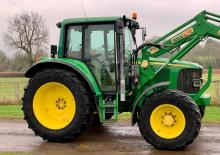 Traktory 4WD John Deere 6320 Premium Plus