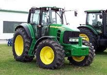 Traktory 4WD John Deere 7530 E Premium