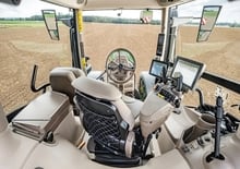 Traktory 4WD John Deere 6R 230