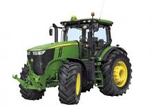 Traktory 4WD John Deere 7215 R