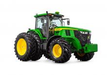 Traktory 4WD John Deere 7M 215