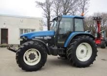 Traktory 4WD Ford-NH 8260 A Dual