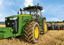 Traktory 4WD John Deere 8270 R