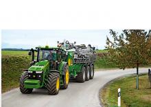 Traktory 4WD John Deere 8285 R