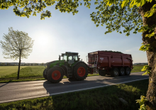 Traktory 4WD Fendt 832 Vario Power+ 
