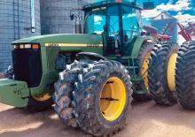 Traktory 4WD John Deere 8400