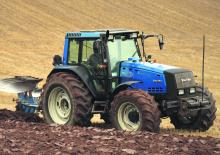 Traktory 4WD Valtra 8950 HI IC
