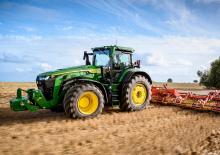 Traktory 4WD John Deere 8R 410  