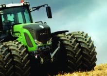 Traktory 4WD Fendt 933 Vario